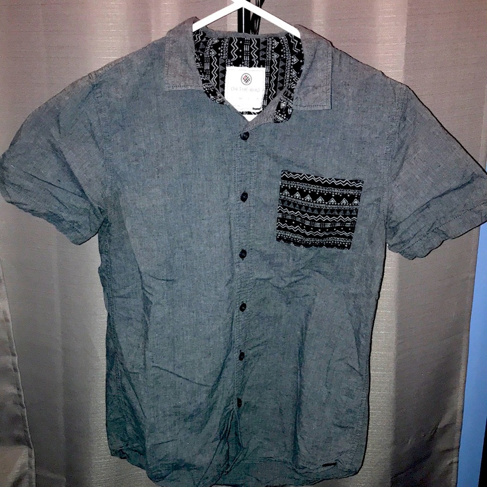 On The Byas Pocketed Button Down Short Sleeve Shirt w/ Tribal Design